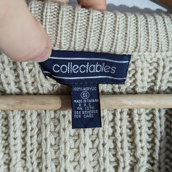 Vintage Tan Cable Knit Pullover Sweater Vest - Picture 4 of 4